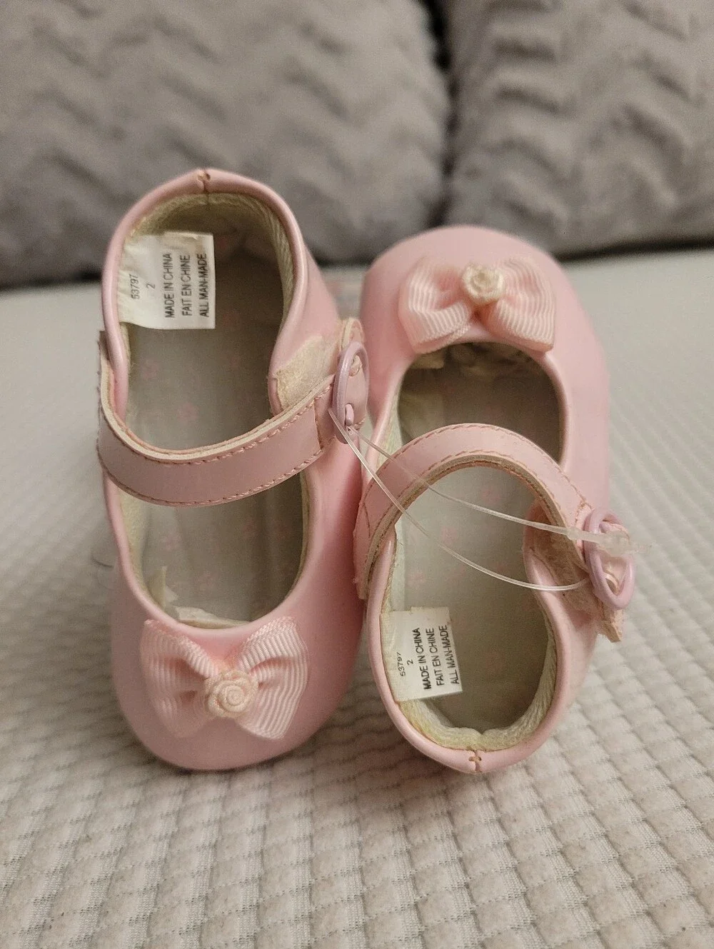 Baby Girls Pink Bow Mary Jane Shoes Size 2, 3 To 6 Months.